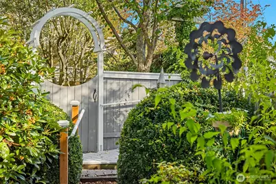 522 Dayton Street, Edmonds, WA 98020 - Photo 30