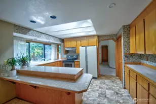 1949 51st Ave SE, Olympia, WA 98501 - Photo 8