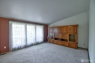 1949 51st Ave SE, Olympia, WA 98501 - Photo 4