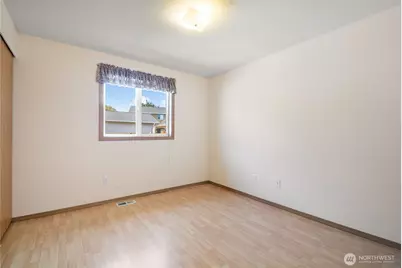 7924 265th Street NW, Stanwood, WA 98292 - Photo 14