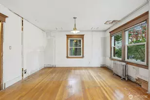 516 E Thomas St, Seattle, WA 98102 - Photo 18