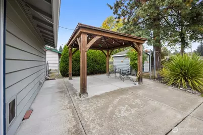 27327 76th Drive NW, Stanwood, WA 98292 - Photo 34