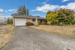 7529 12th Ave NE, Olympia, WA 98516 - Photo 2