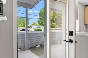 3435 California Ave SW, Seattle, WA 98116 - Photo 26