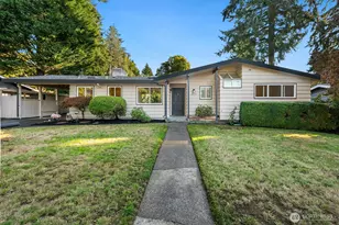 6633 NE Arrowhead Dr, Kenmore, WA 98028 - Photo 2