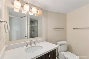 530 Melrose Ave E, Seattle, WA 98102 - Photo 22