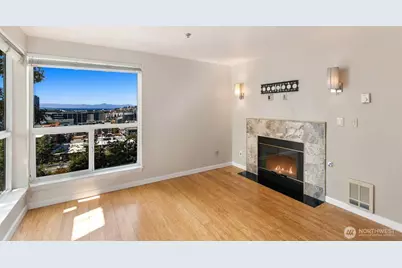 530 Melrose Avenue E #301, Seattle, WA 98102 - Photo 1