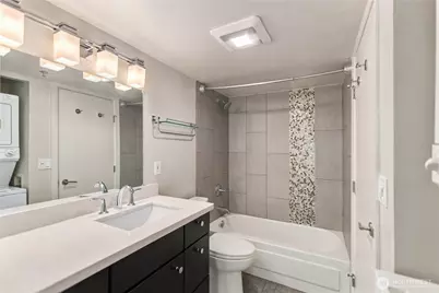530 Melrose Avenue E #301, Seattle, WA 98102 - Photo 12