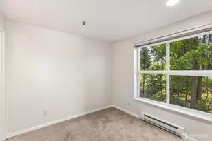 530 Melrose Ave E, Seattle, WA 98102 - Photo 20
