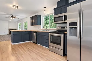 9008 138th St E, Puyallup, WA 98373 - Photo 8