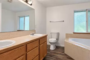 9008 138th St E, Puyallup, WA 98373 - Photo 22