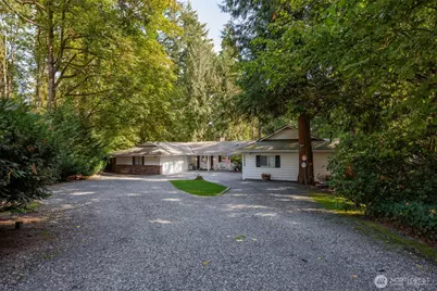12832 Holiday Drive NE, Kirkland, WA 98034 - Photo 4