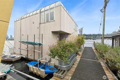 2017 Fairview Avenue E #I, Seattle, WA 98102 - Photo 26