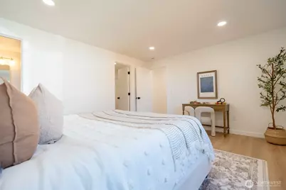 1101 Tule Lake Road S, Tacoma, WA 98444 - Photo 14
