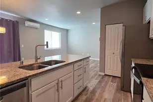 202 Scott St, Centralia, WA 98531 - Photo 8