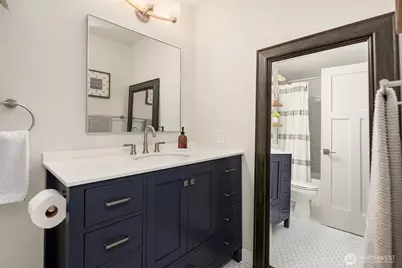 11556 Greenwood Avenue N #102, Seattle, WA 98133 - Photo 10