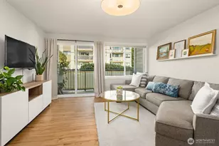 11556 Greenwood Ave N, Seattle, WA 98133 - Photo 6