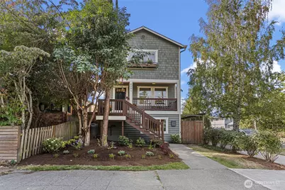 4501 39th Avenue S, Seattle, WA 98118 - Photo 2
