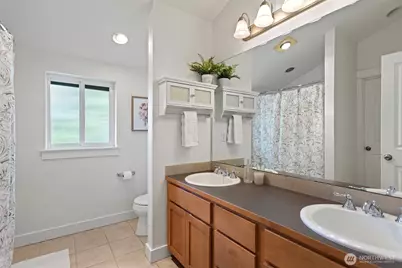 4501 39th Avenue S, Seattle, WA 98118 - Photo 16