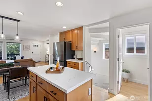 4501 39th Ave S, Seattle, WA 98118 - Photo 12