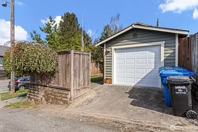 4501 39th Avenue S, Seattle, WA 98118 - Photo 30