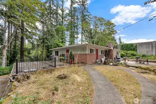 18929 Hwy 99, Lynnwood, WA 98036 - Photo 4