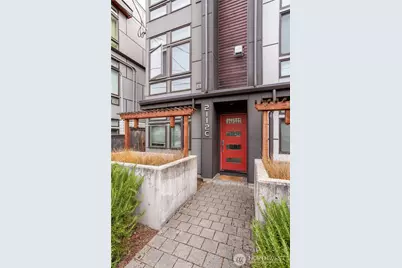 2112 3rd Avenue N #C, Seattle, WA 98109 - Photo 1
