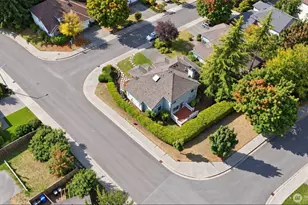 831 41st Pl, Everett, WA 98201 - Photo 2