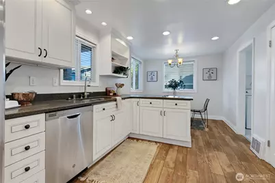 4411 N 8th Street, Tacoma, WA 98406 - Photo 10