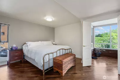 10903 Glen Acres Drive S #B, Seattle, WA 98168 - Photo 18