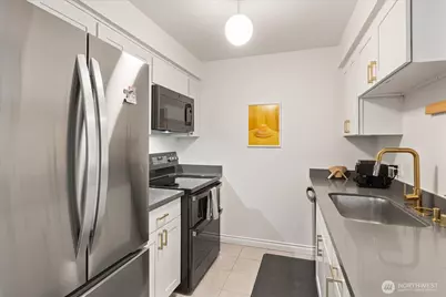 116 17th Avenue #D, Seattle, WA 98122 - Photo 14