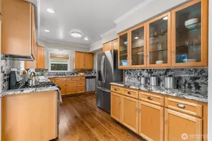 213 8th Ave, Kirkland, WA 98033 - Photo 12