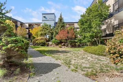 601 S 227th Street #205N, Des Moines, WA 98198 - Photo 32