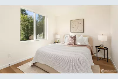 338 NE 90th Street, Seattle, WA 98115 - Photo 14