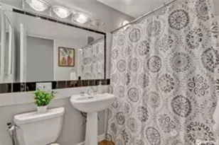 1800 Taylor Ave N, Seattle, WA 98109 - Photo 18