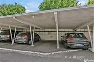 1800 Taylor Ave N, Seattle, WA 98109 - Photo 24