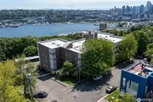 1800 Taylor Ave N, Seattle, WA 98109 - Photo 4