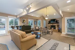 300 N 130th St, Seattle, WA 98133 - Photo 18
