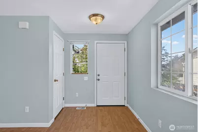 17701 Hillside Court, Arlington, WA 98223 - Photo 4