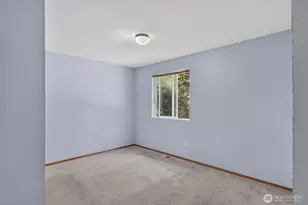 17701 Hillside Ct, Arlington, WA 98223 - Photo 16