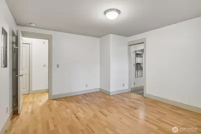 22910 90th Avenue W #E304, Edmonds, WA 98026 - Photo 18