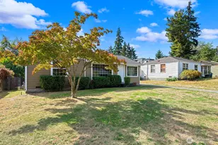 829 NE 189th St, Shoreline, WA 98155 - Photo 2
