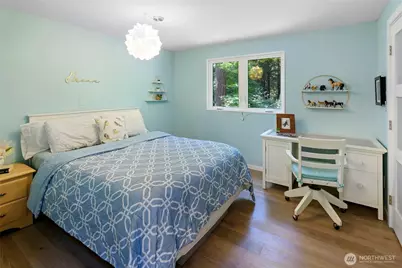 6894 NE Koura Road, Bainbridge Island, WA 98110 - Photo 22