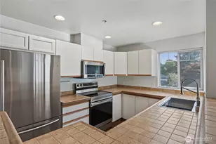 5727 S 234th Pl, Kent, WA 98032 - Photo 8