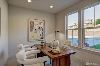 922 Briarwood Drive, East Wenatchee, WA 98802 - Photo 2