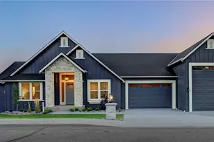 922 Briarwood Dr, East Wenatchee, WA 98802 - Photo 1
