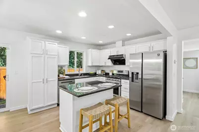 18831 18th Place W, Lynnwood, WA 98036 - Photo 6