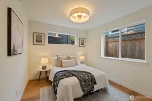 116 N 55th St, Seattle, WA 98103 - Photo 14