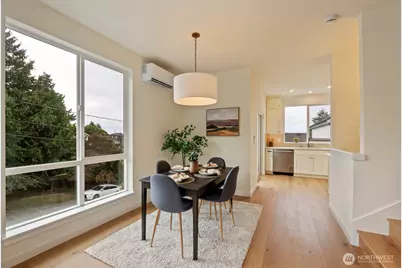 116 N 55th Street, Seattle, WA 98103 - Photo 18