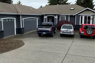 3104 170th Ave E, Lake Tapps, WA 98391 - Photo 2